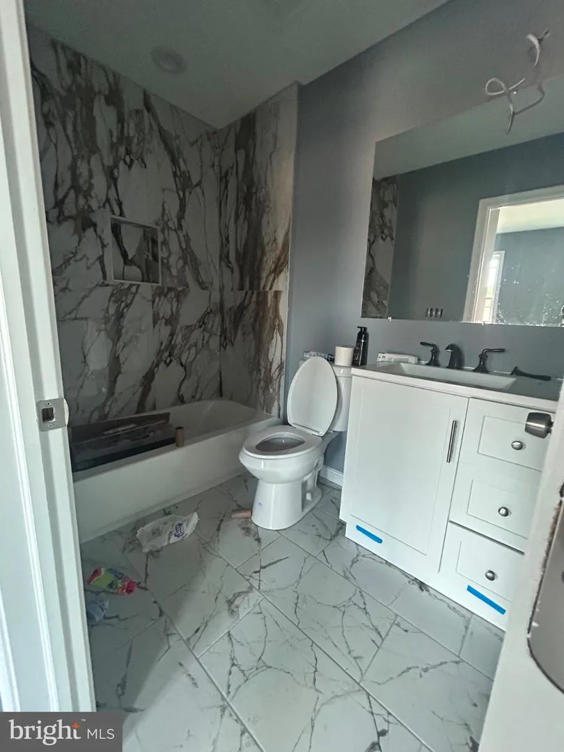 4116 REISTERSTOWN ROAD Baltimore, MD 21215