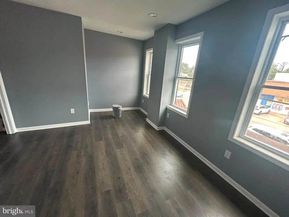 4116 REISTERSTOWN ROAD Baltimore, MD 21215