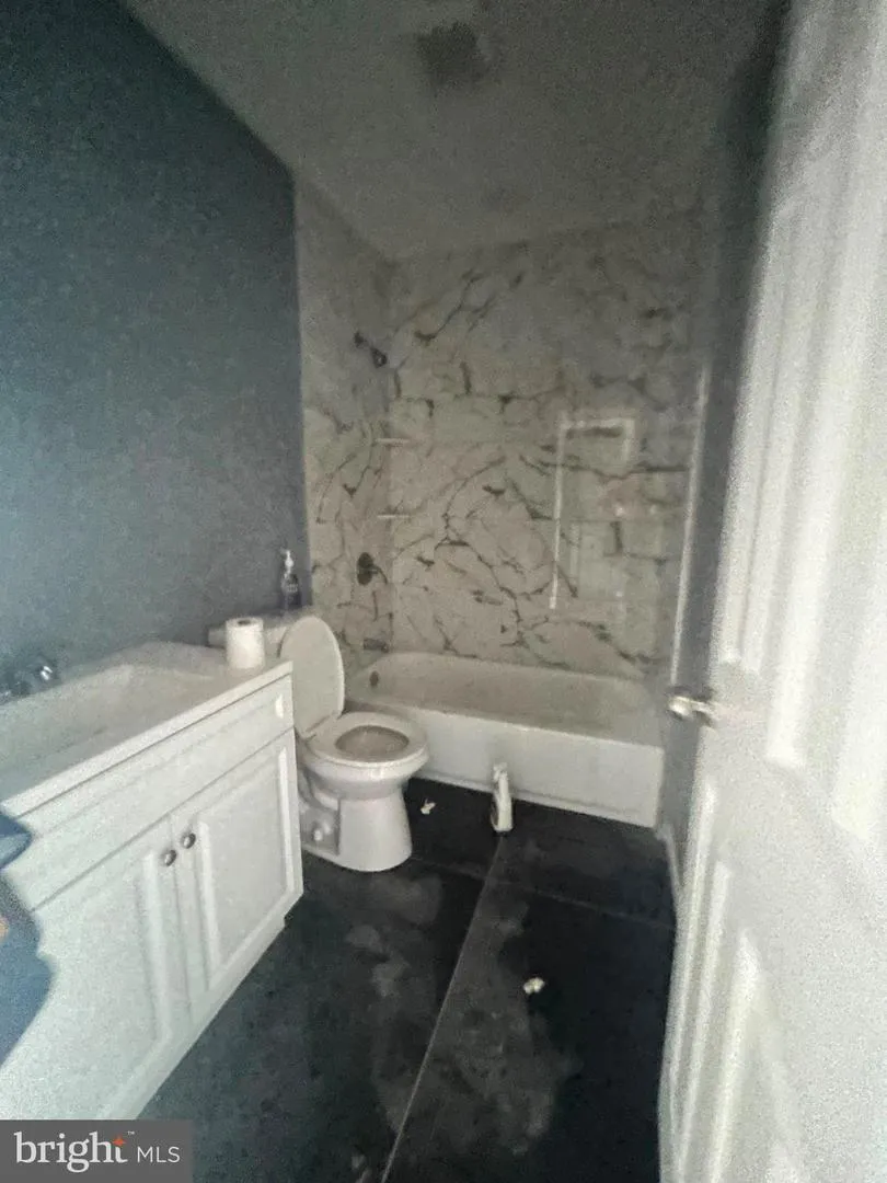 4116 REISTERSTOWN ROAD Baltimore, MD 21215