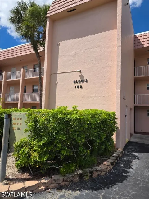 Turtle Lake Court #209