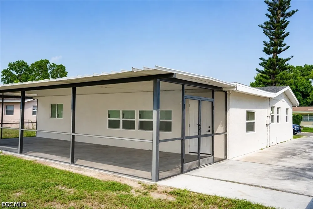 Markley Court Fort Myers, FL 33916
