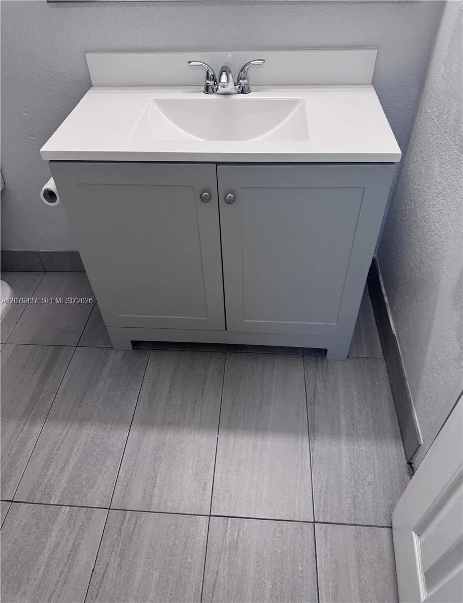 4200 NW 79th Ave #1C Doral, FL 33166