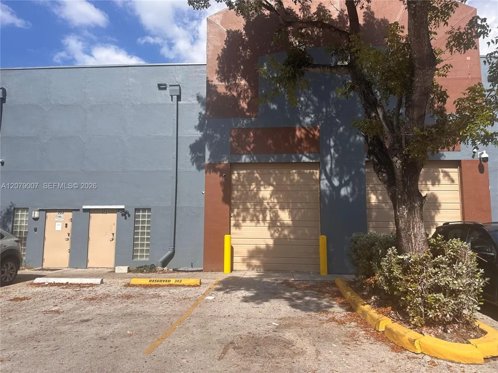 20200 NW 2nd Ave #C2 Miami Gardens, FL 33169