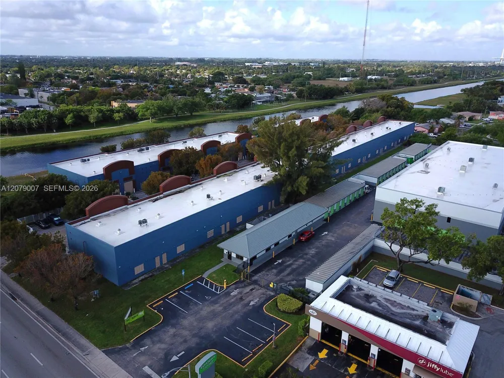 20200 NW 2nd Ave #C2 Miami Gardens, FL 33169