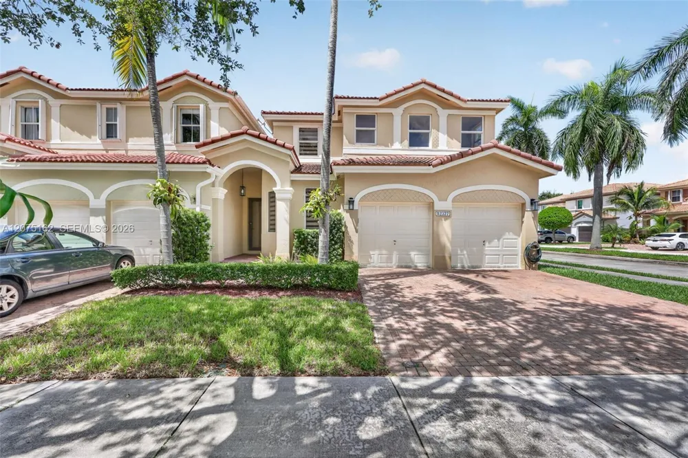 12377 SW 125th St Miami, FL 33186