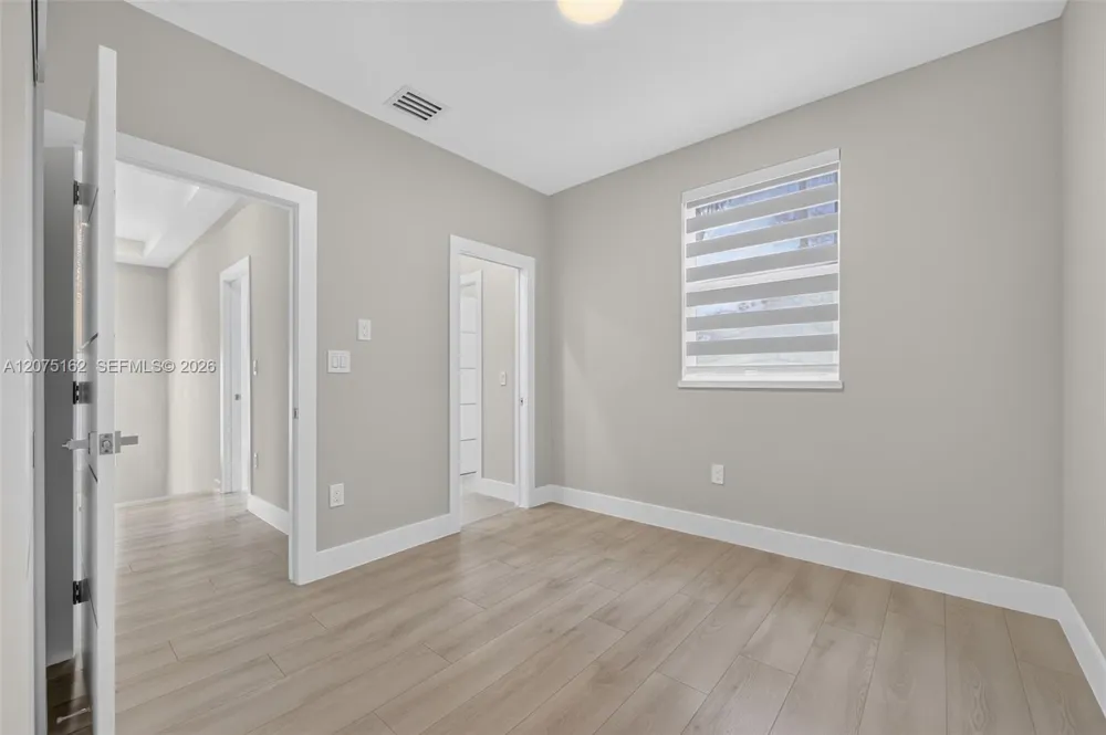 12377 SW 125th St Miami, FL 33186