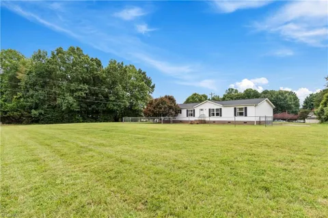 2167 US Highway 64 W