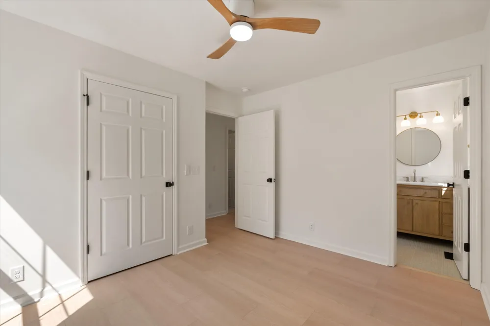 121 Oceola Ave Nashville, TN 37209