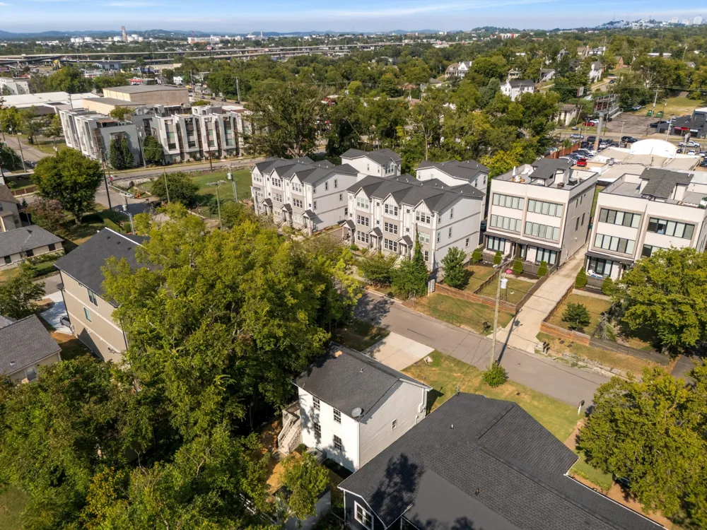 121 Oceola Ave Nashville, TN 37209