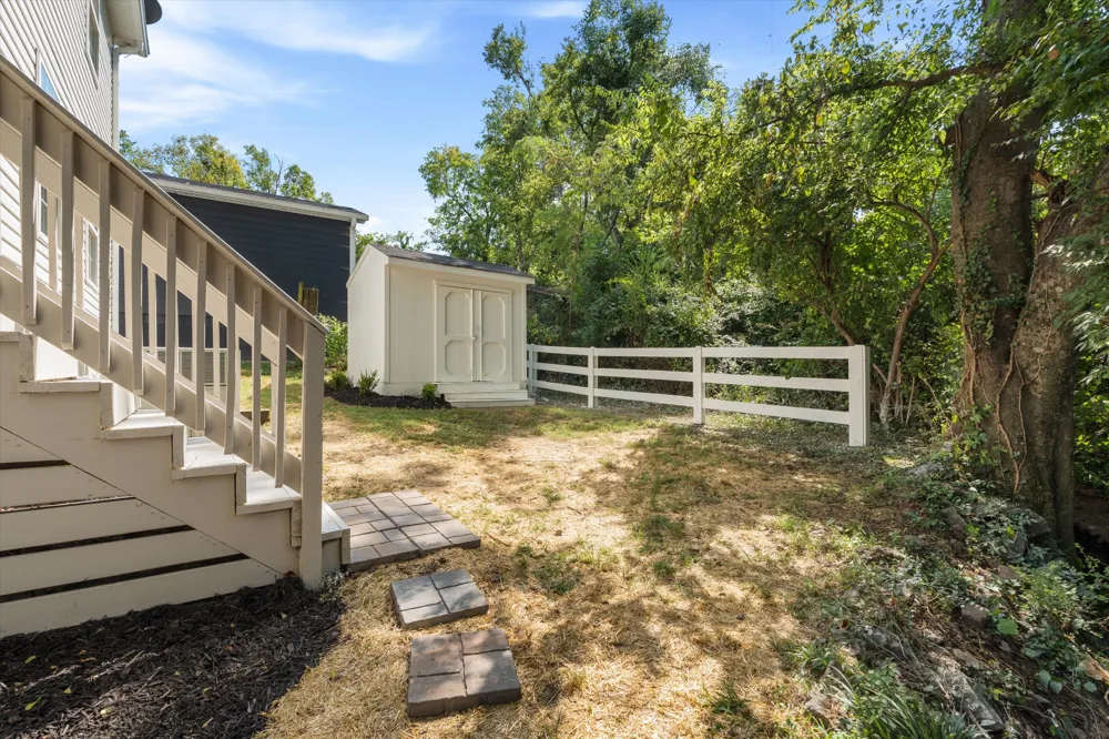 121 Oceola Ave Nashville, TN 37209