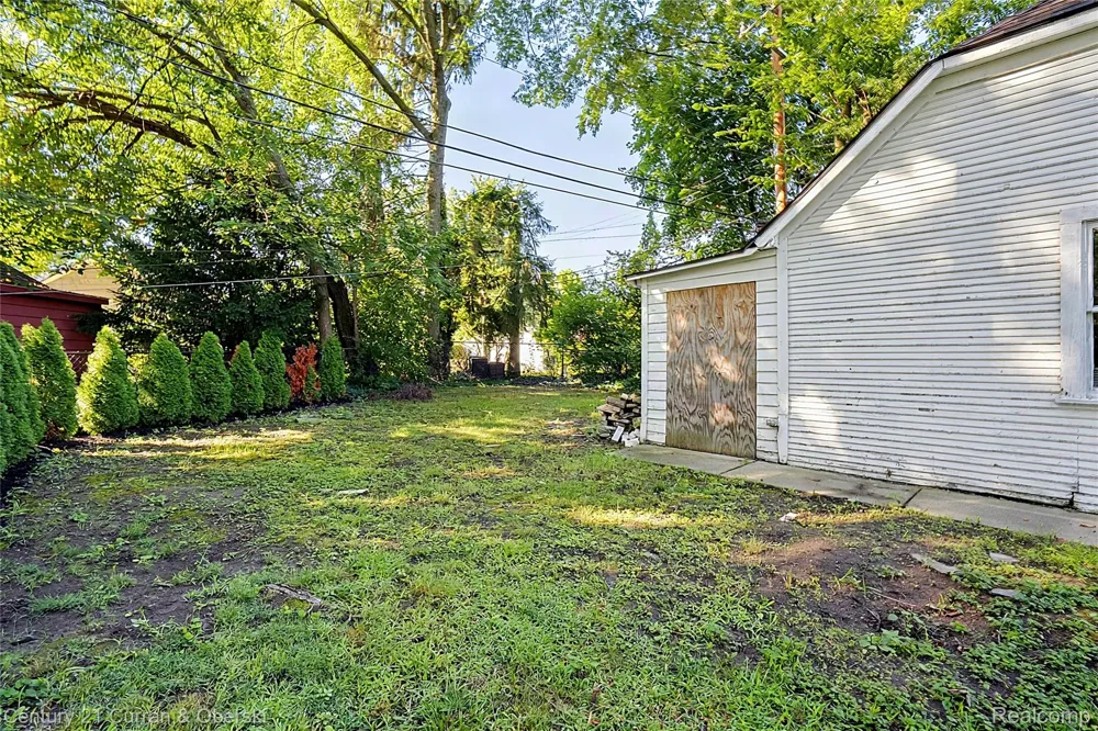 24401 Emerson Street Dearborn City, MI 48124