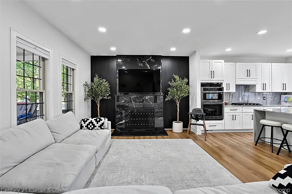 24401 Emerson Street Dearborn City, MI 48124