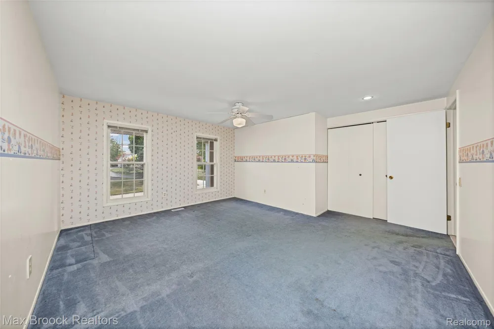 4370 Savoie Trail West Bloomfield Charter Township, MI 48323