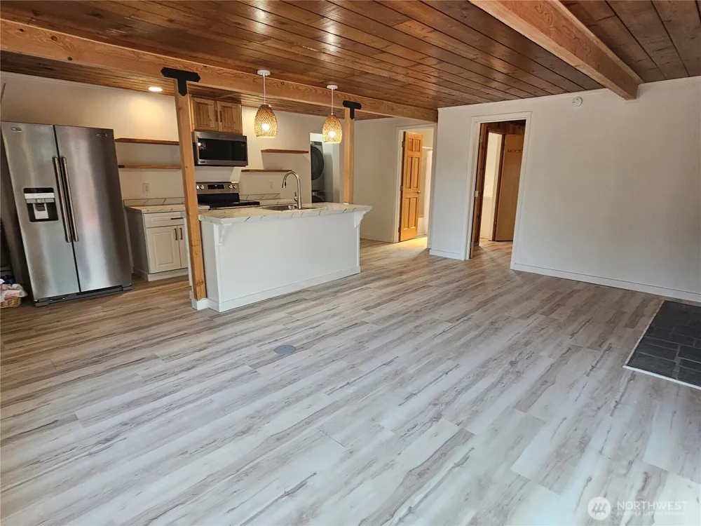 607 S H STREET Port Angeles, WA 98363