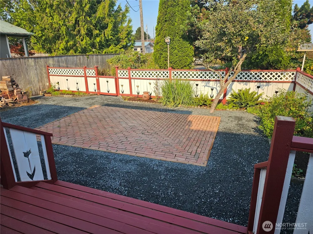 607 S H STREET Port Angeles, WA 98363