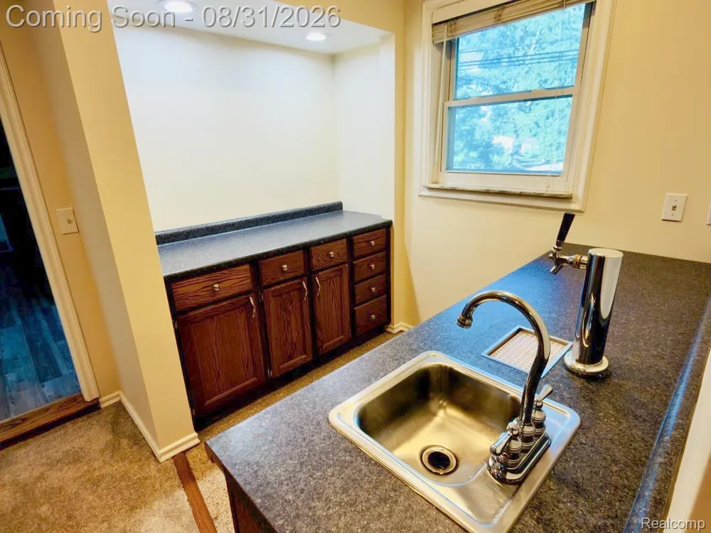 24750 Taft Road Novi City, MI 48375