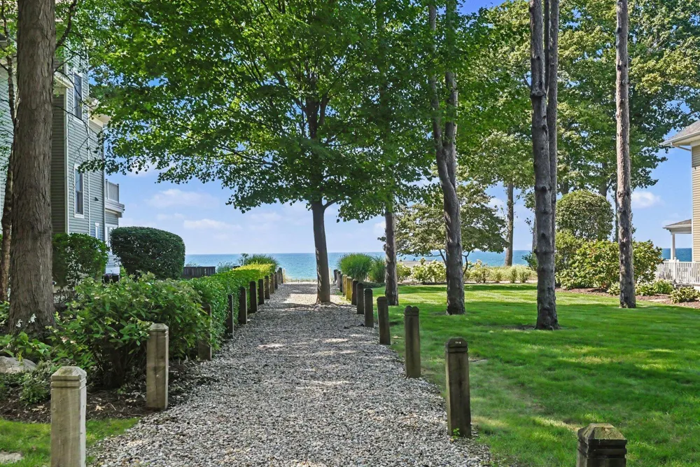 76550 Fieldstone Circle South Haven Charter Township, MI 49090
