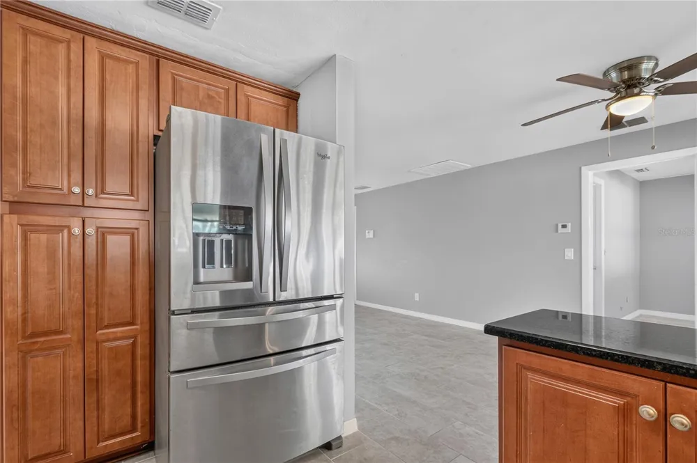 487 LAKE HILL LANE Largo, FL 33771