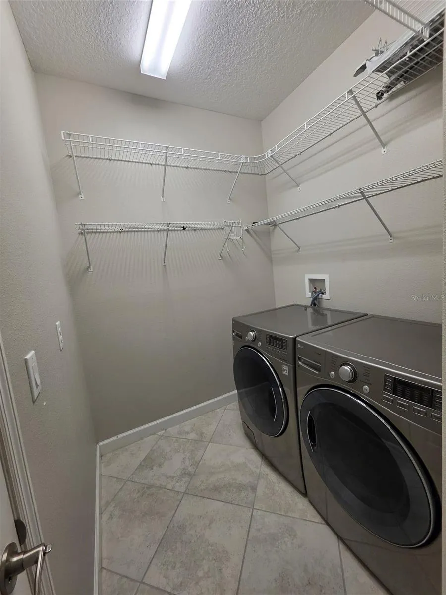 10049 VICTORY GALLOP LOOP Ruskin, FL 33573