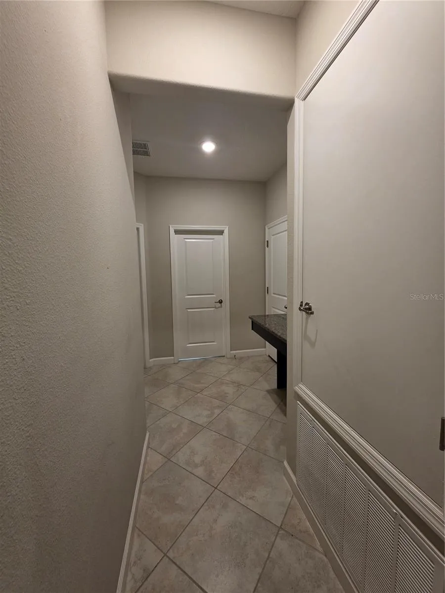 10049 VICTORY GALLOP LOOP Ruskin, FL 33573
