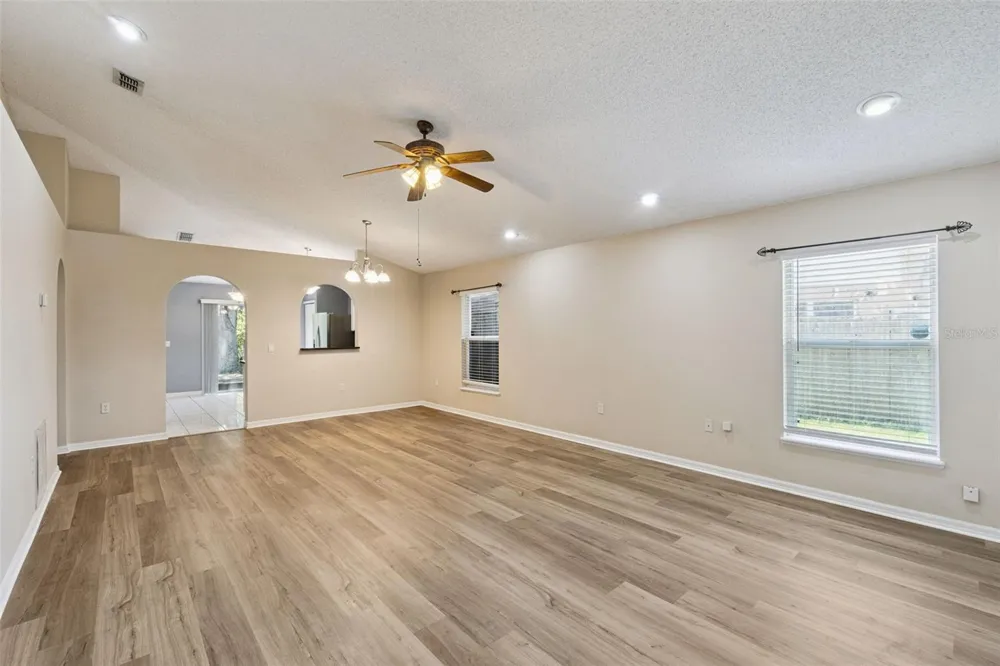 3308 ERSKINE DRIVE Orlando, FL 32825