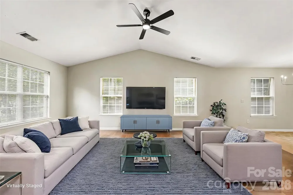 10104 Rockwood Road Charlotte, NC 28215