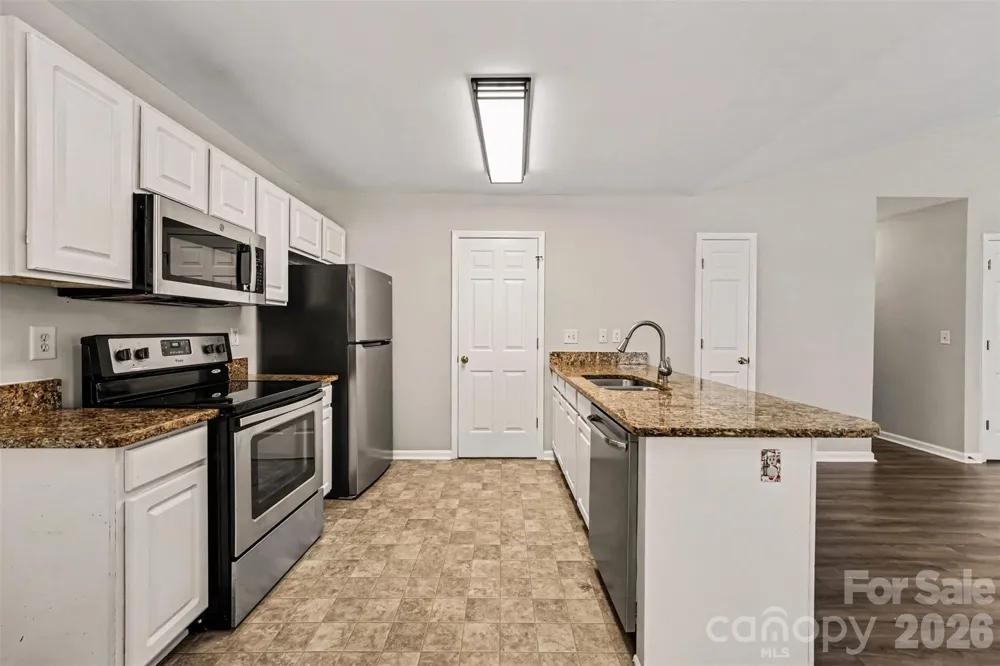 10104 Rockwood Road Charlotte, NC 28215