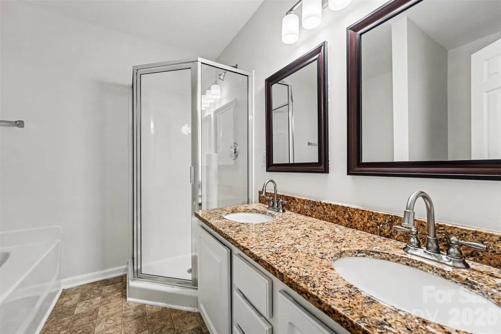 10104 Rockwood Road Charlotte, NC 28215