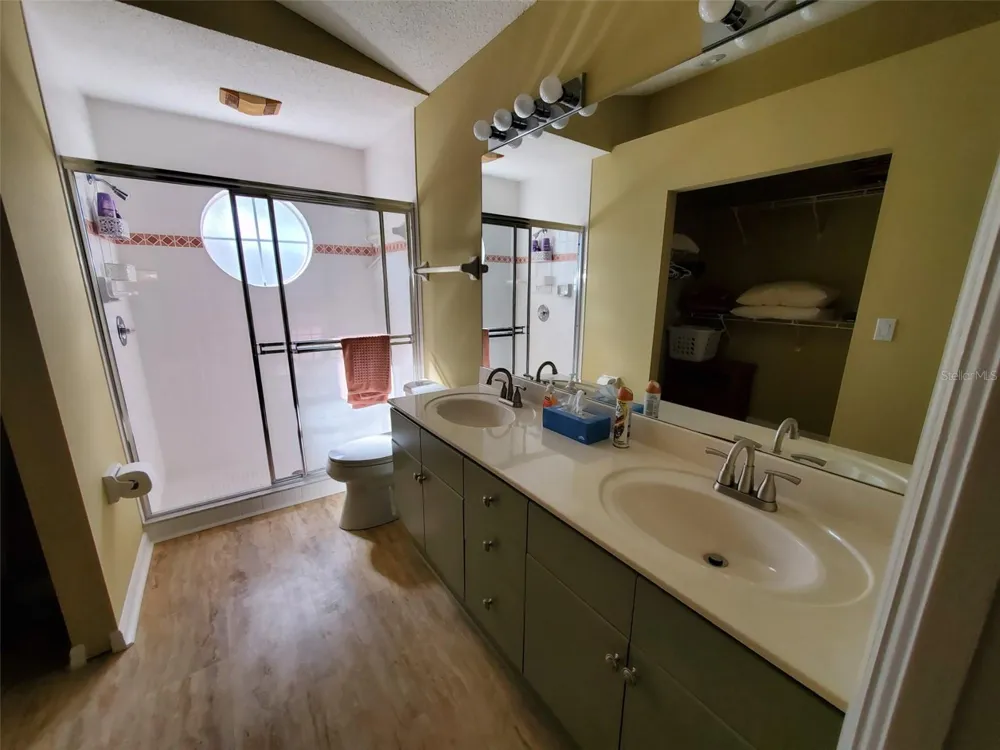 Address Not Shown Venice, FL 34292