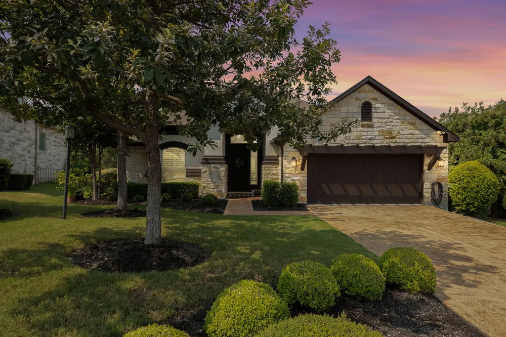 204 Everton Cove Lakeway, TX 78738