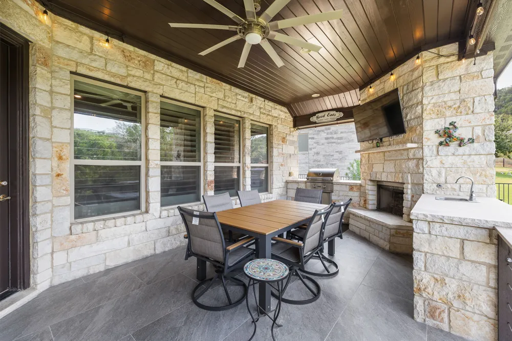 204 Everton Cove Lakeway, TX 78738