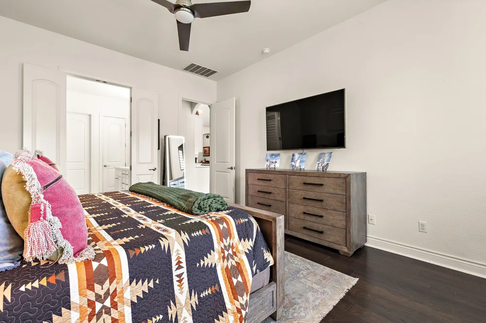 204 Everton Cove Lakeway, TX 78738