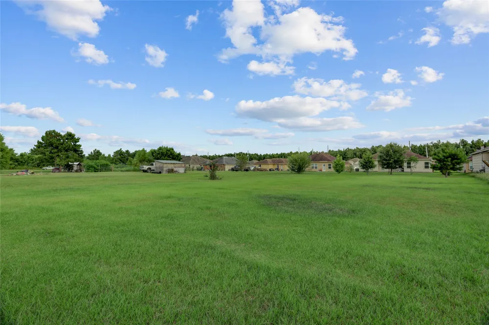 503 Road 5138 Road Cleveland, TX 77327