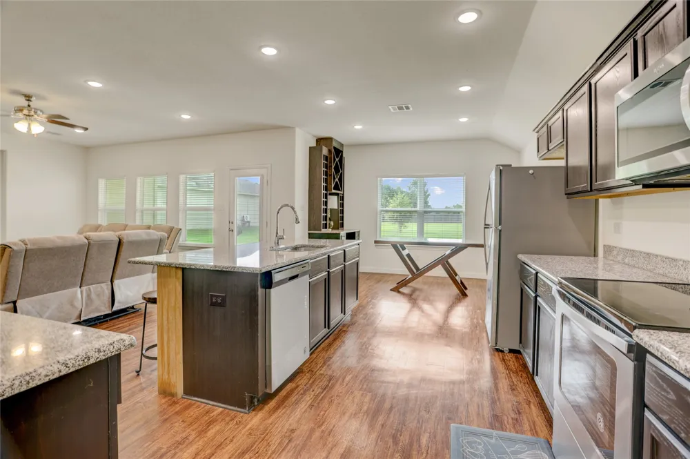 503 Road 5138 Road Cleveland, TX 77327