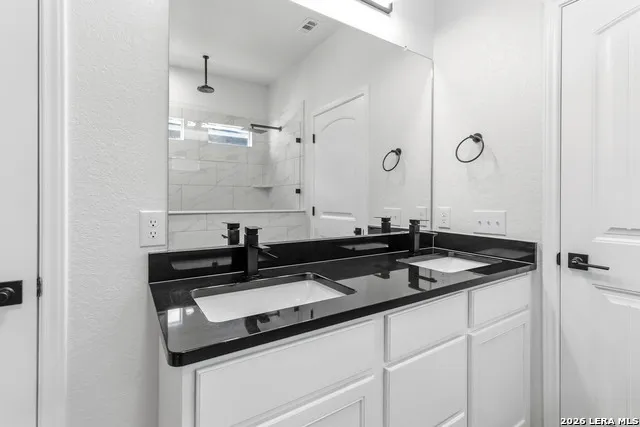 4530 Whispering Oak New Braunfels, TX 78130