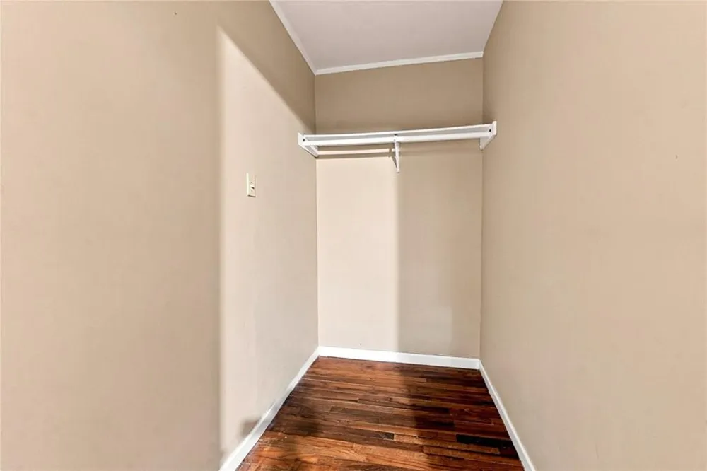 3141 Mckenzie Road East Point, GA 30344