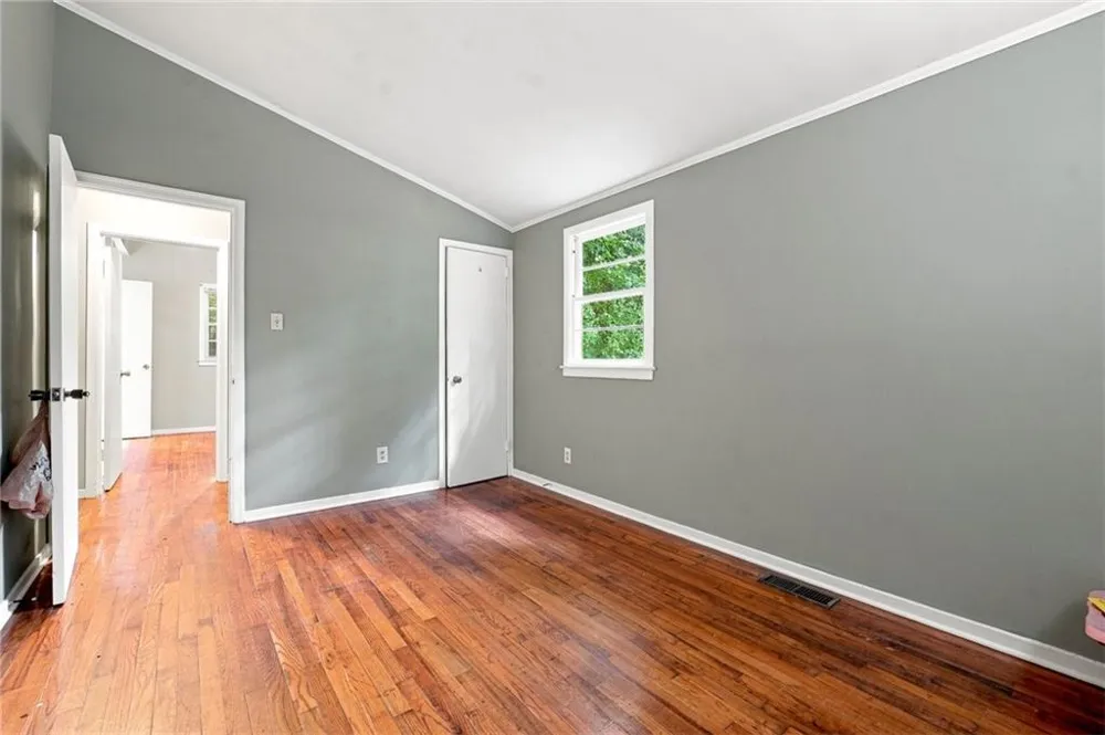 3141 Mckenzie Road East Point, GA 30344