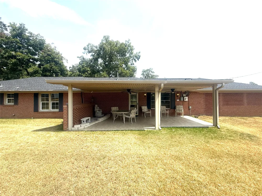 304 6th Street NW Springhill, LA 71075