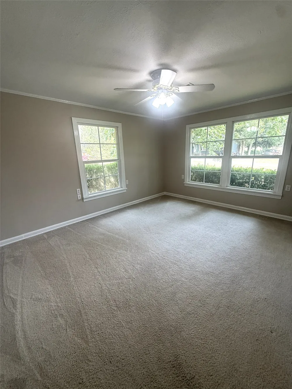 304 6th Street NW Springhill, LA 71075