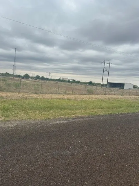 Florez Road Quanah, TX 79252