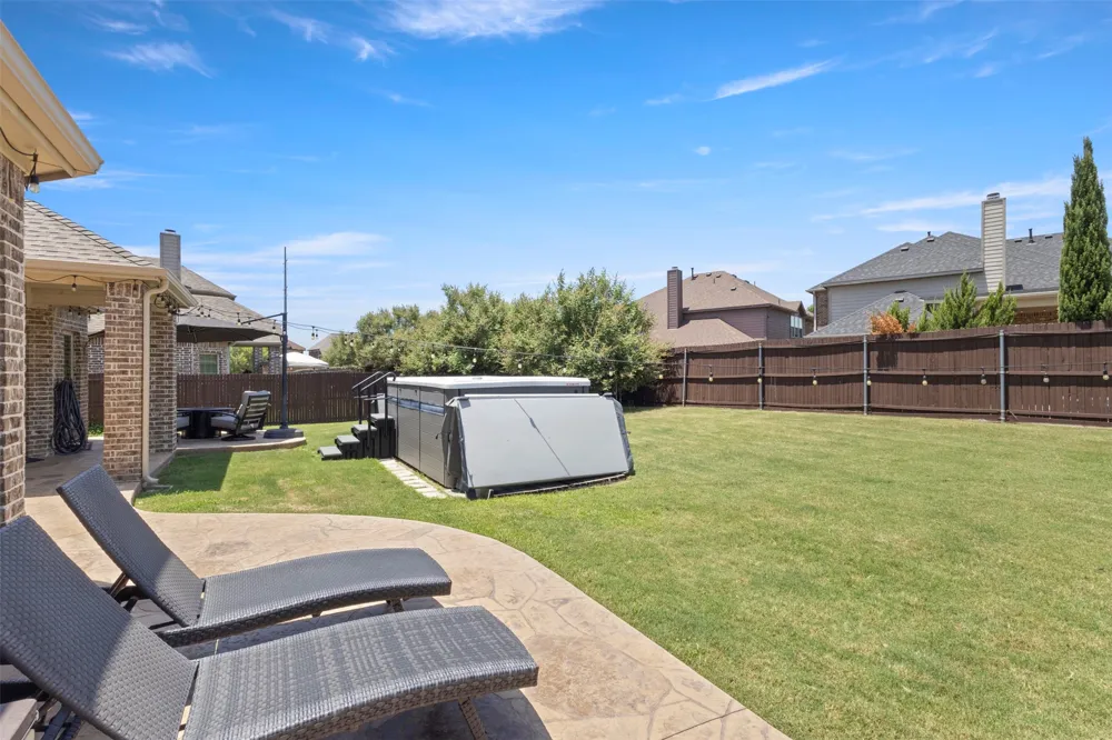 13909 Sparrow Hill Drive Little Elm, TX 75068