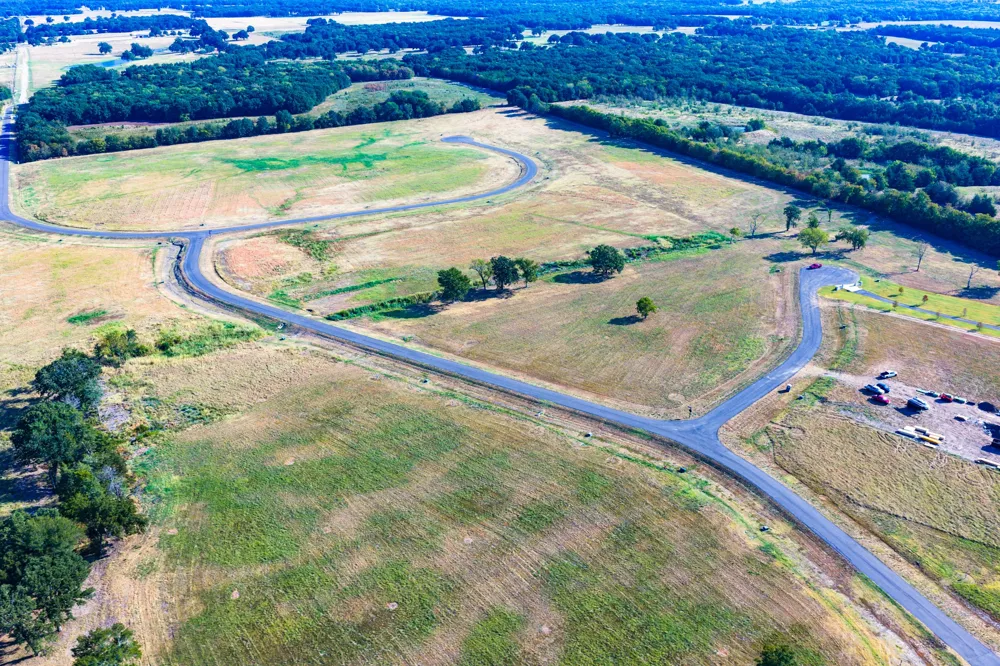 315 Lakewood Lane Honey Grove, TX 75446