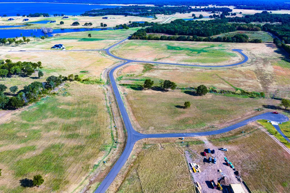 315 Lakewood Lane Honey Grove, TX 75446