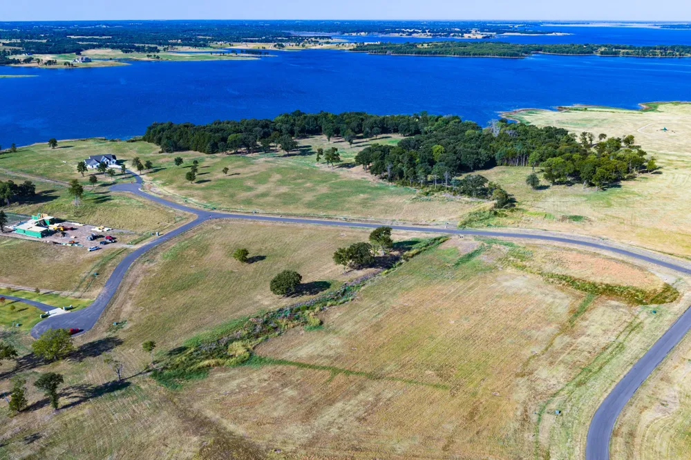 315 Lakewood Lane Honey Grove, TX 75446