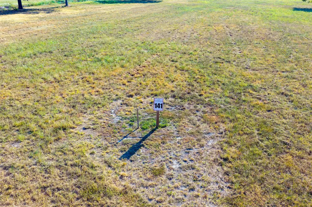 315 Lakewood Lane Honey Grove, TX 75446