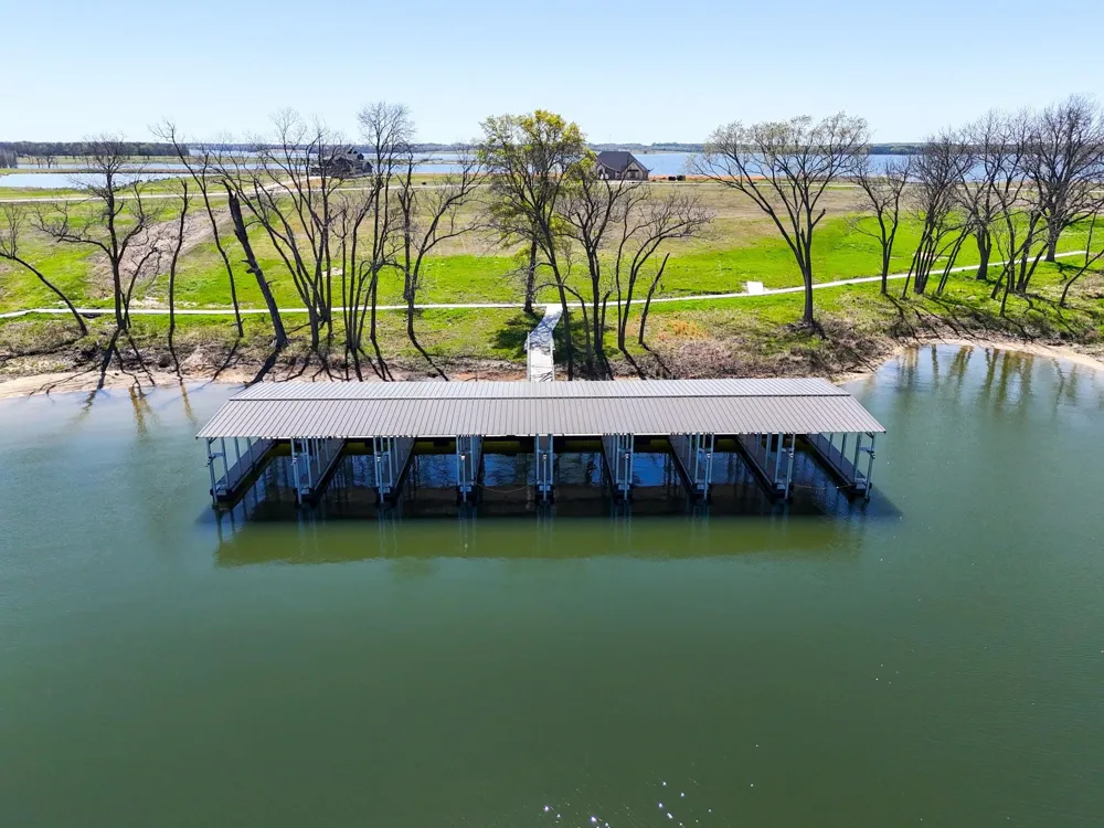 315 Lakewood Lane Honey Grove, TX 75446
