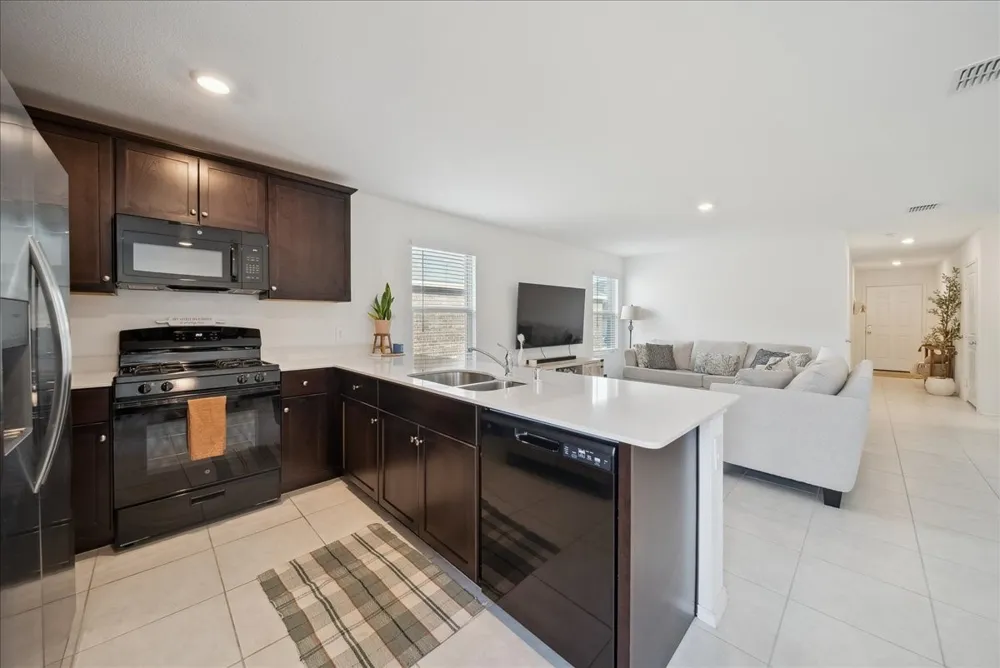 1005 Crestview Drive Hutchins, TX 75141