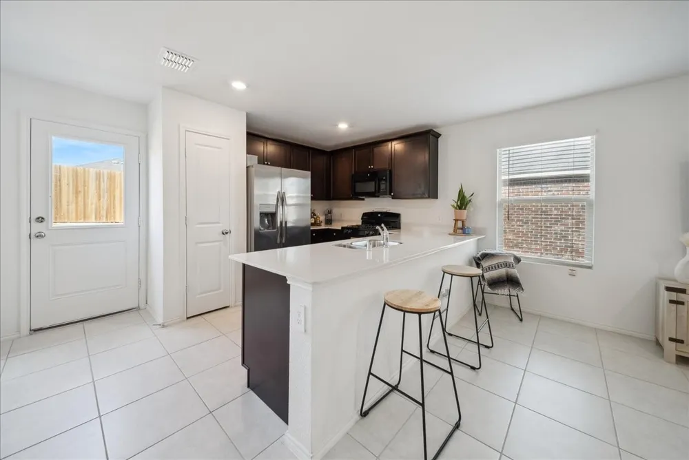 1005 Crestview Drive Hutchins, TX 75141