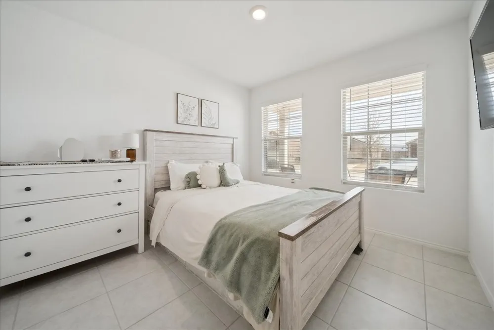 1005 Crestview Drive Hutchins, TX 75141