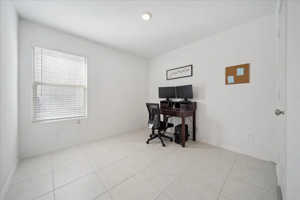 1005 Crestview Drive Hutchins, TX 75141